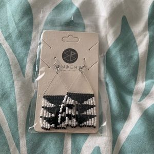 NWT / Embra Bead Project / Freedom Earrings ♥️ / Indigenous beaded Medellin